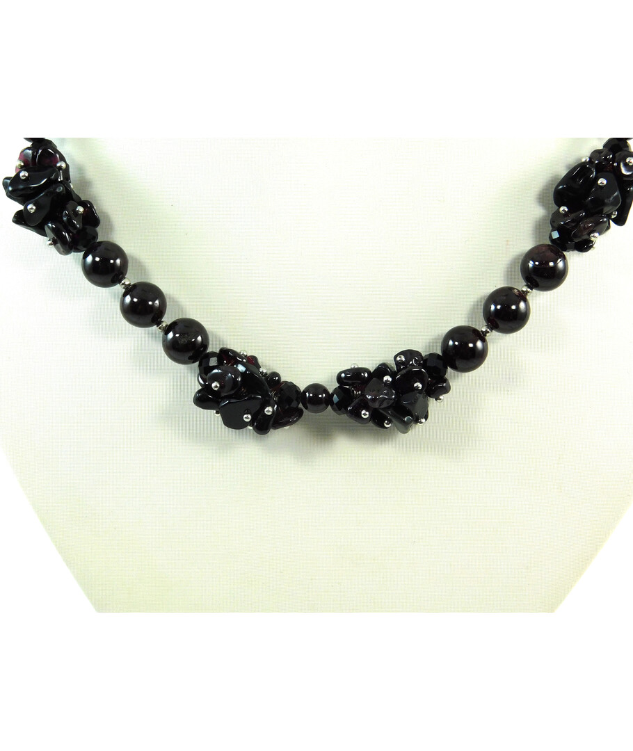 Exclusive Necklace "Black" Garnet ("Colors" Collection)