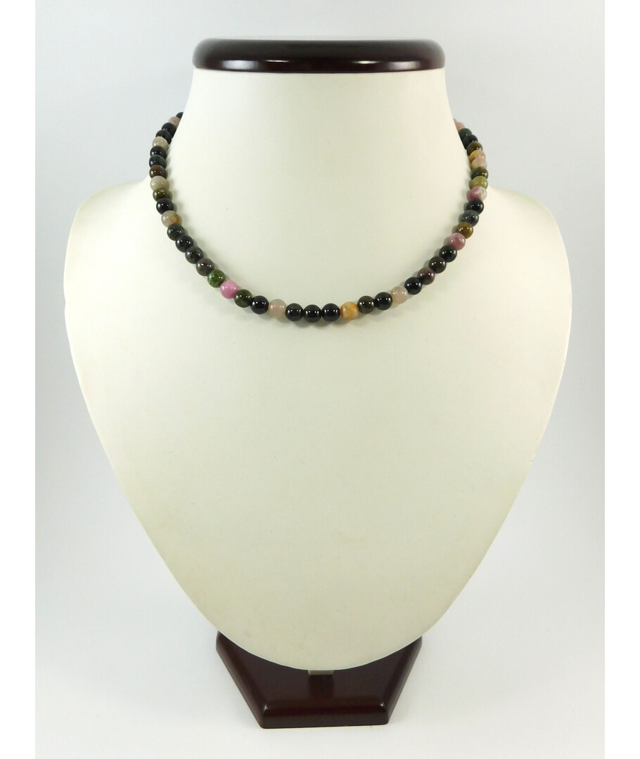 Tourmaline layer smooth colored necklace