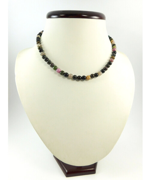 Tourmaline layer smooth colored necklace