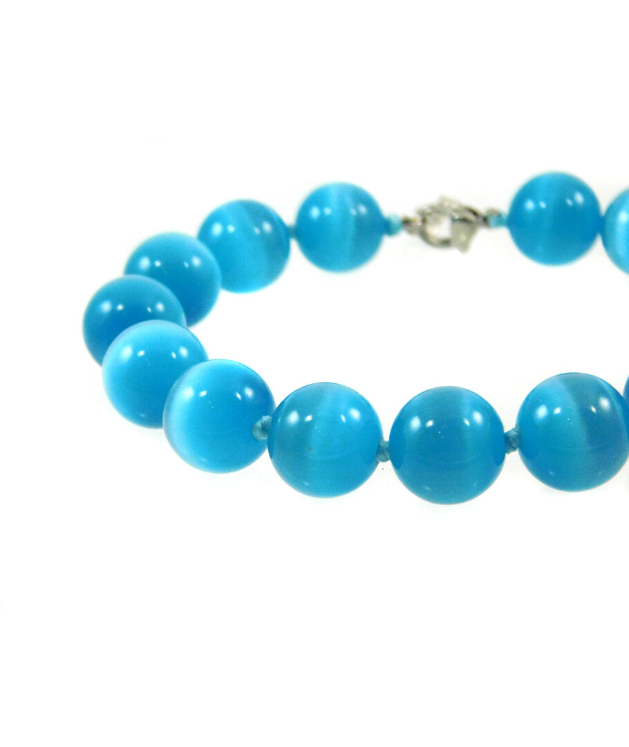 Exclusive cat's eye bracelet