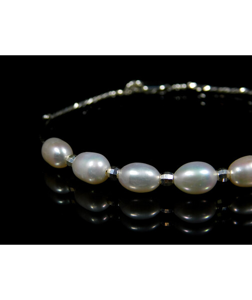 Exclusive bracelet Pearls, silver