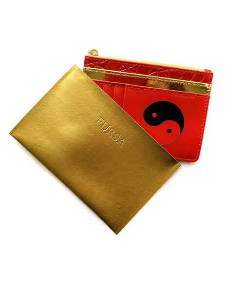 Leather wallet "Yin Yang" red with a lock