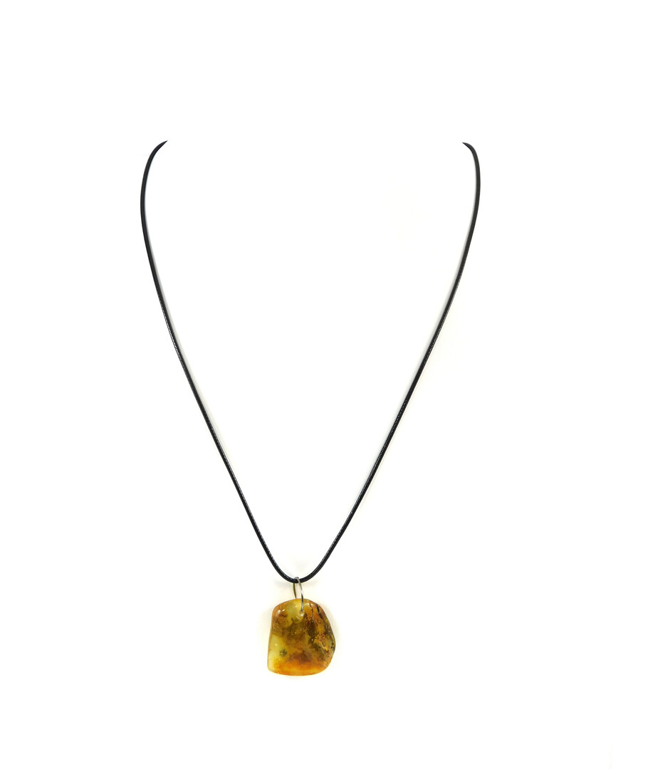 Amber pendant