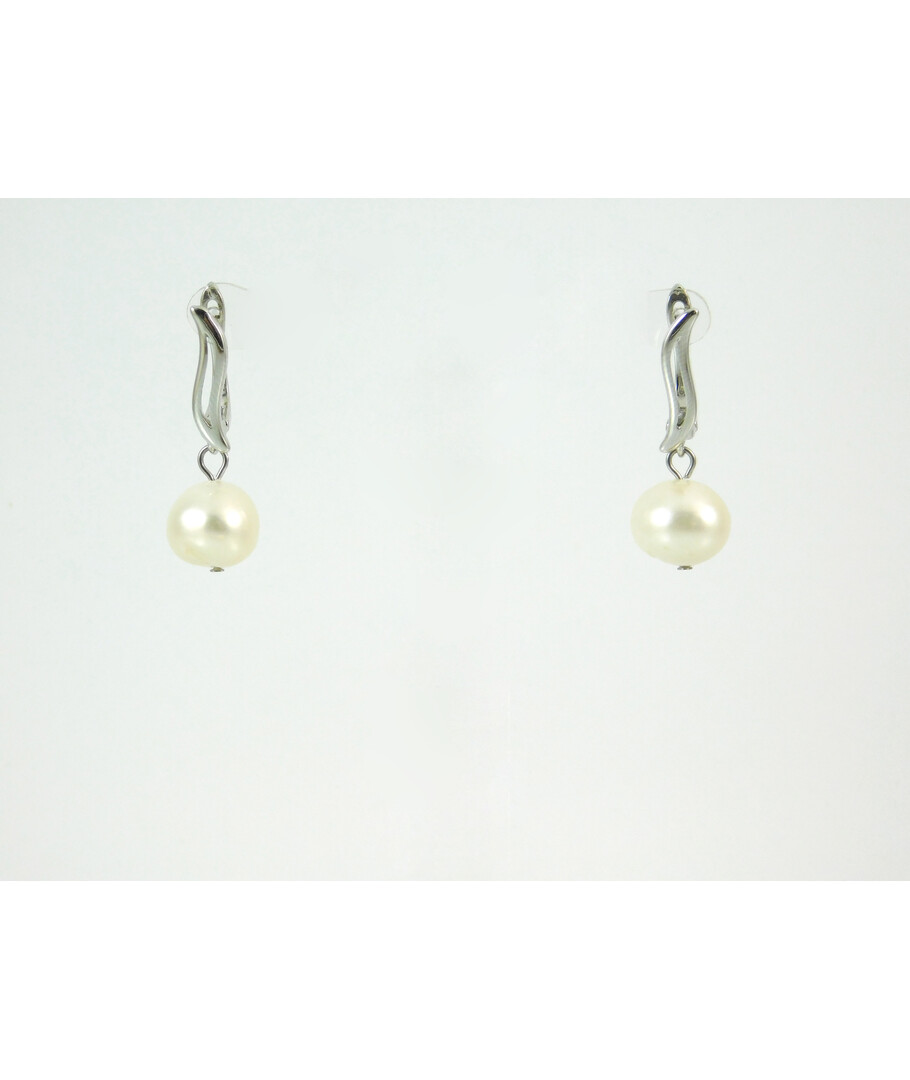 Exclusive earrings Pearls English clasp 10 mm.