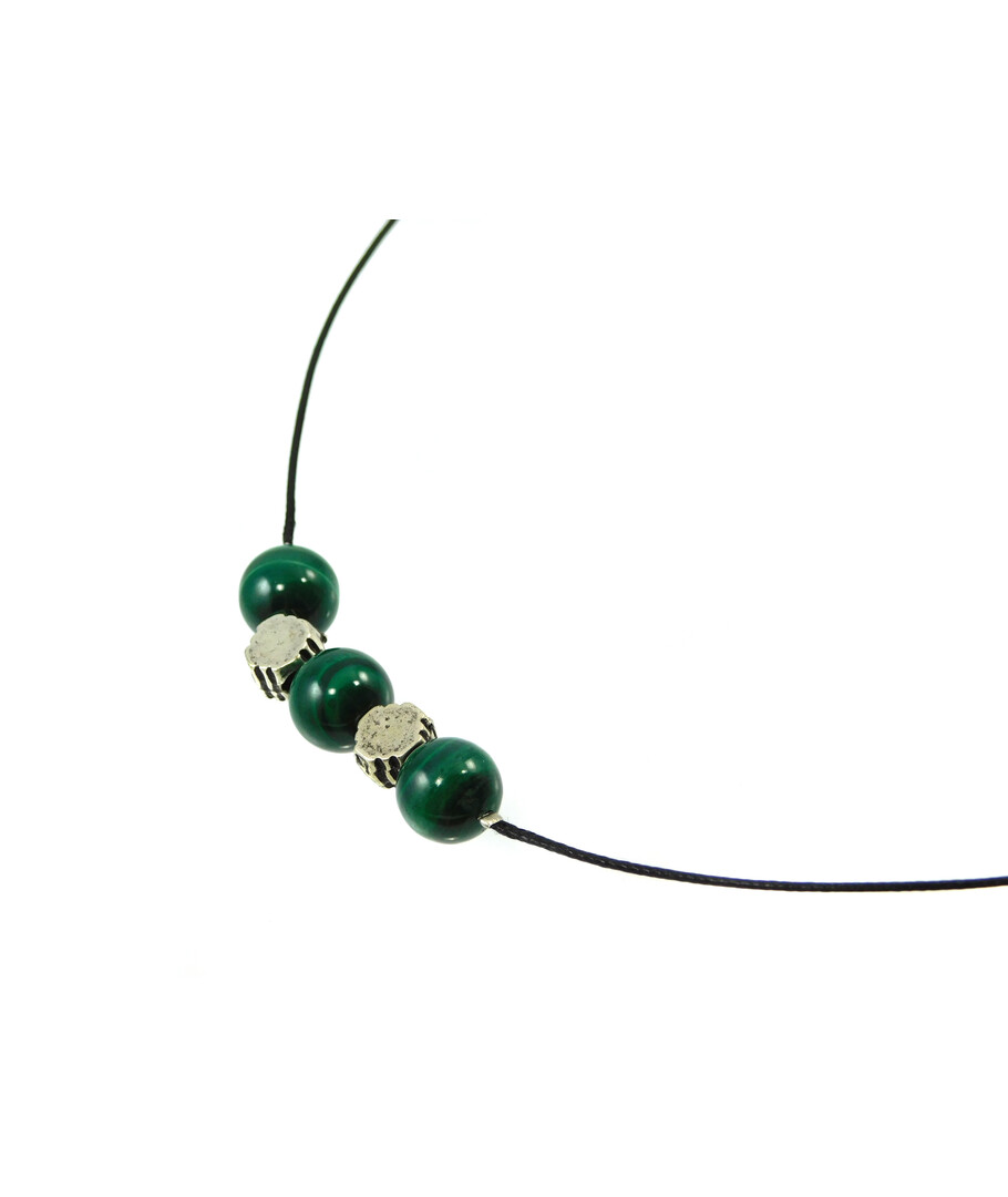 Exclusive pendant Malachite 10 mm leather thread