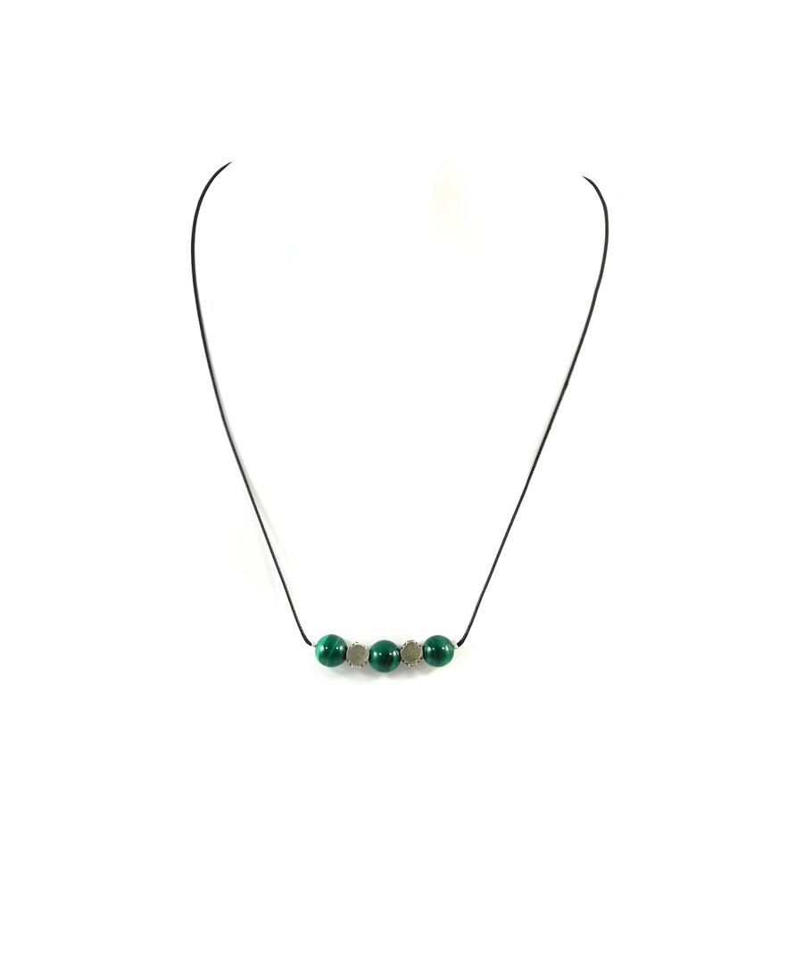 Exclusive pendant Malachite 10 mm leather thread