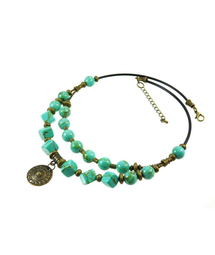 Exclusive necklace "Prima donna" Turquoise cube 10 mm