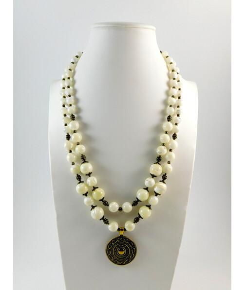 Exclusive necklace "Marva" Mother of pearl 