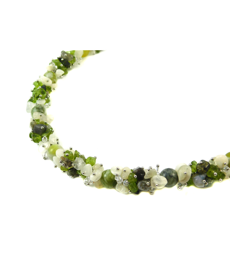 Exclusive necklace "Lilac freshness" Jadeite