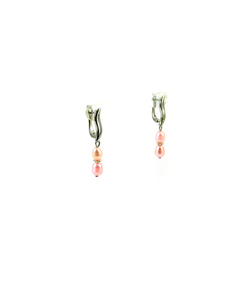 Exclusive pearl earrings