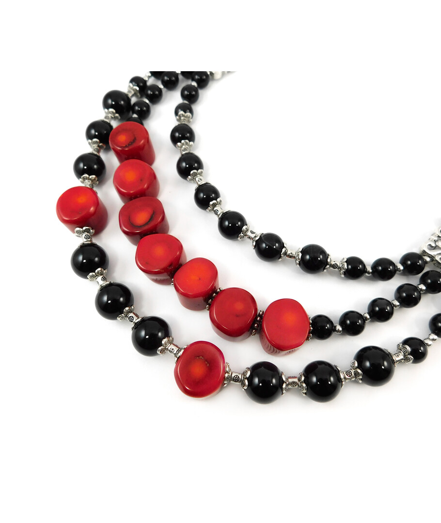 Exclusive necklace "Red-black 3" Agate, Coral, (Collection "Ethnic")