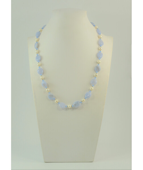 Exclusive necklace "Patricia" sapphire, pearls