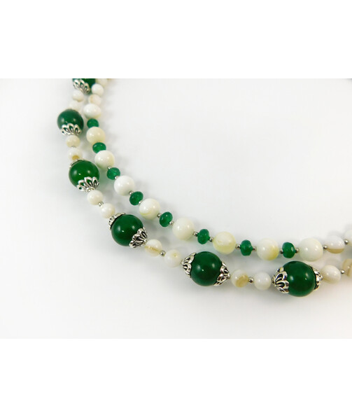 Exclusive necklace "Prima donna" Chrysoprase rondel, Mother of pearl, 2 rows