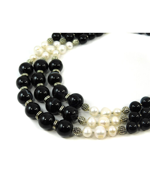 Exclusive necklace "Merabella" Agate, Pearls, 3-row