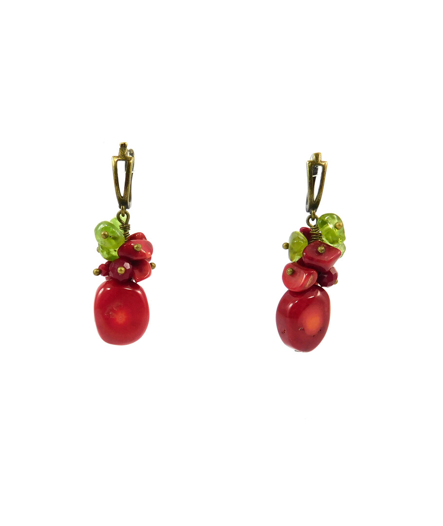 Exclusive coral earrings with a crumb of chrysolite