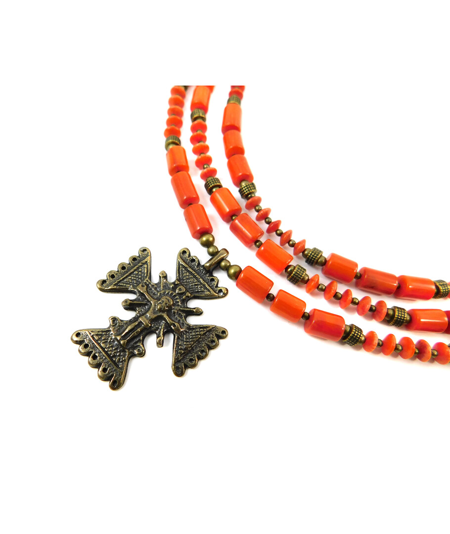 Exclusive necklace "Palagina" Coral brick, 3 rows