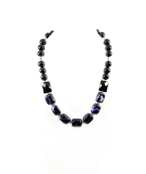 Exclusive necklace "Black Dress" Agate fiol 