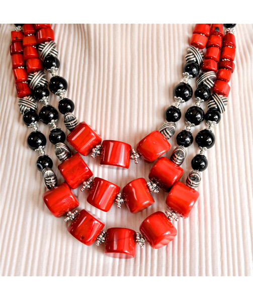 Exclusive necklace "Adeila" 3-row 