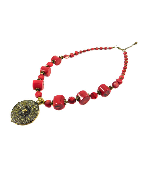 Exclusive necklace "Shadows of Unforgotten Ancestors" Coral 