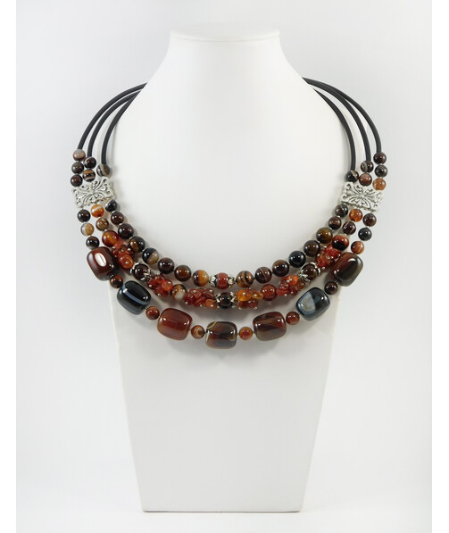 Exclusive necklace "Prima Donna" Barrel agate, Carnelian crumb, 3 rows