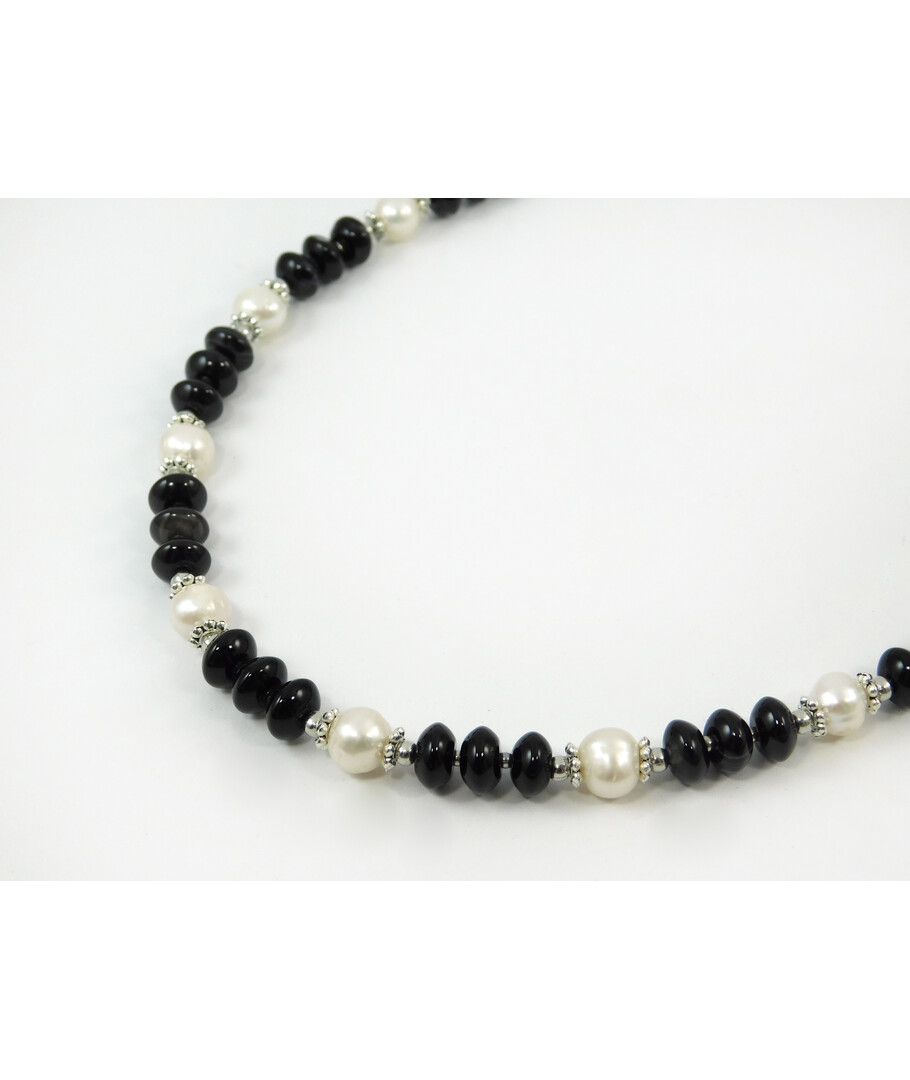 Exclusive necklace "Melanka" Pearls, agate, rondel