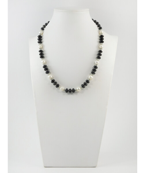 Exclusive necklace "Melanka" Pearls, agate, rondel