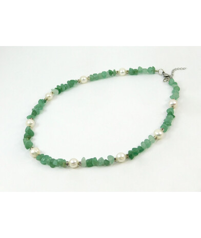 Exclusive necklace "Malana" Pearls, jade crumb