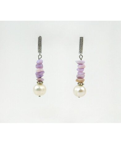 Exclusive earrings "Malana" Pearls, mother-of-pearl crumb