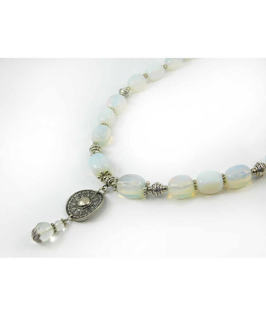 Exclusive necklace "Kalista" Moonstone, chevron