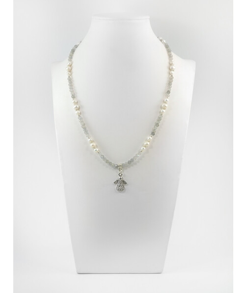 Exclusive necklace "Rosalie" Labrador face, Pearls