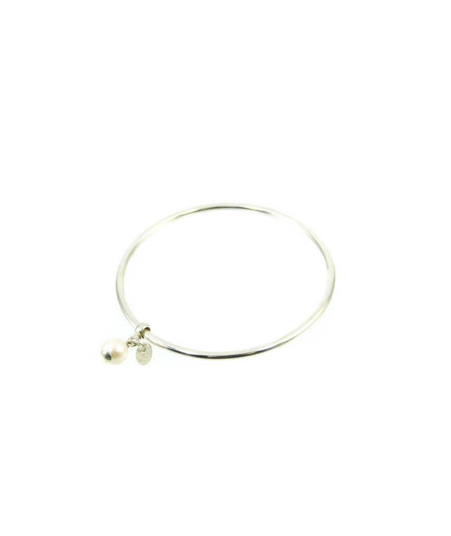 Silver bracelet with a pearl, diameter 7 cm