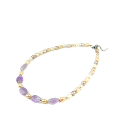 Exclusive necklace "Felicita" Amethyst faceted oval, Pearls