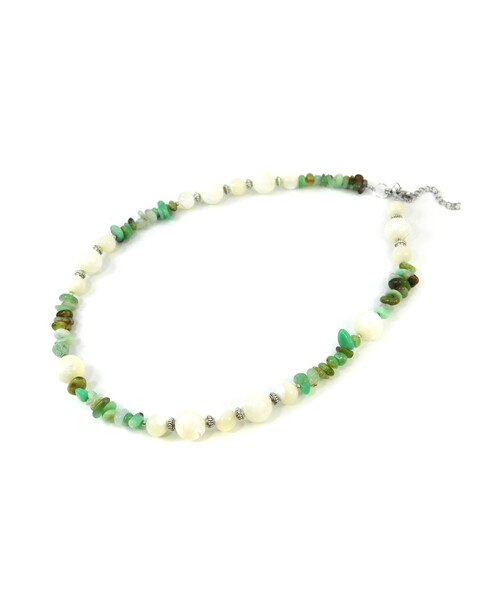 Exclusive necklace "Zendaya" Mother-of-pearl, chrysoprase crumb