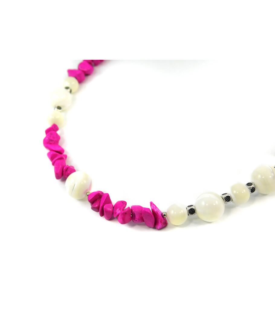 Exclusive necklace "Zendaya" Mother of pearl, Agate fuchsia crumb