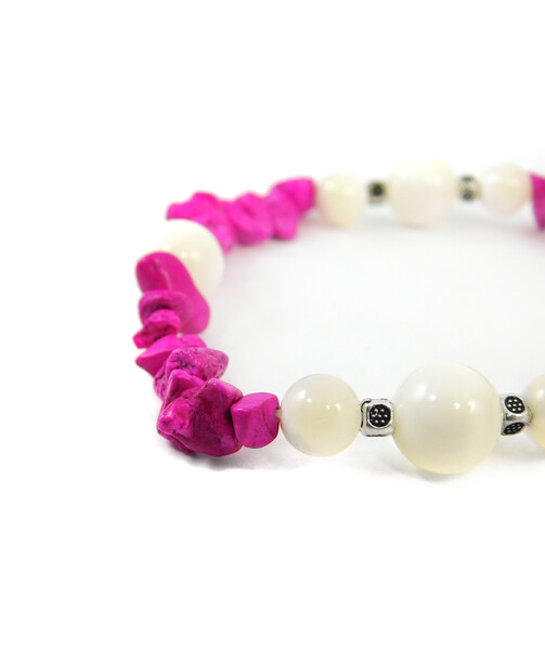 Exclusive bracelet "Zendaya" Mother of pearl, Agate fuchsia crumb