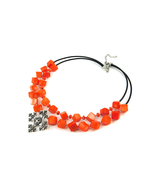 Exclusive necklace "Prima Donna" Orange cut coral, rondel, 2 rows