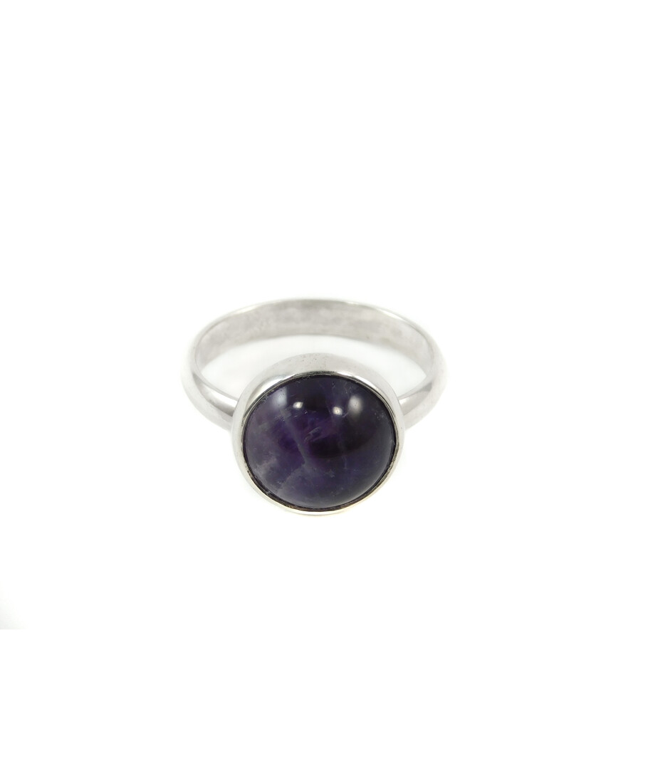 Amethyst silver ring