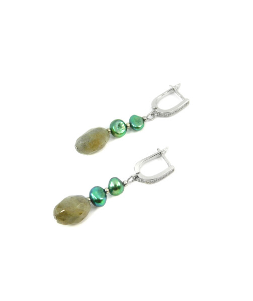 Exclusive earrings "Tanzania" Labrador tail, Green pearls