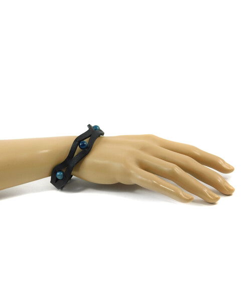 Exclusive Apatite leather bracelet