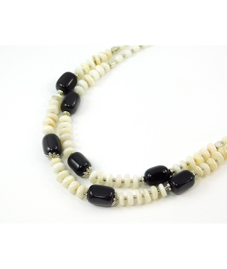 Exclusive necklace "Classicism" Agate barrel, Mother of pearl, rondel, 2 rows