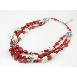 Exclusive necklace "Plombir" Coral galotvka, rondel, tube, Agate crumb, 3 rows