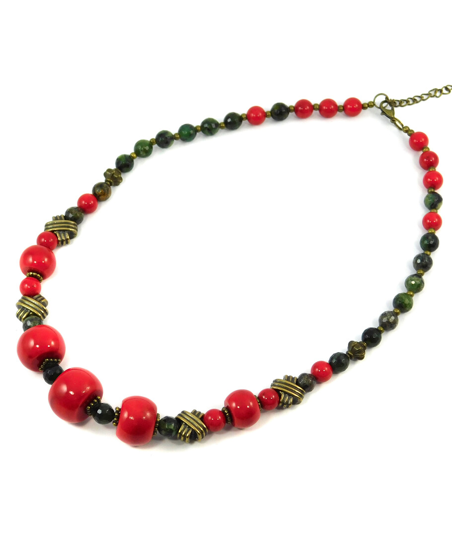 Exclusive necklace "Tir" Coral press, rondel, Jade facet