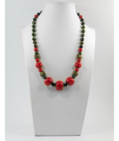 Exclusive necklace "Tir" Coral press, rondel, Jade facet