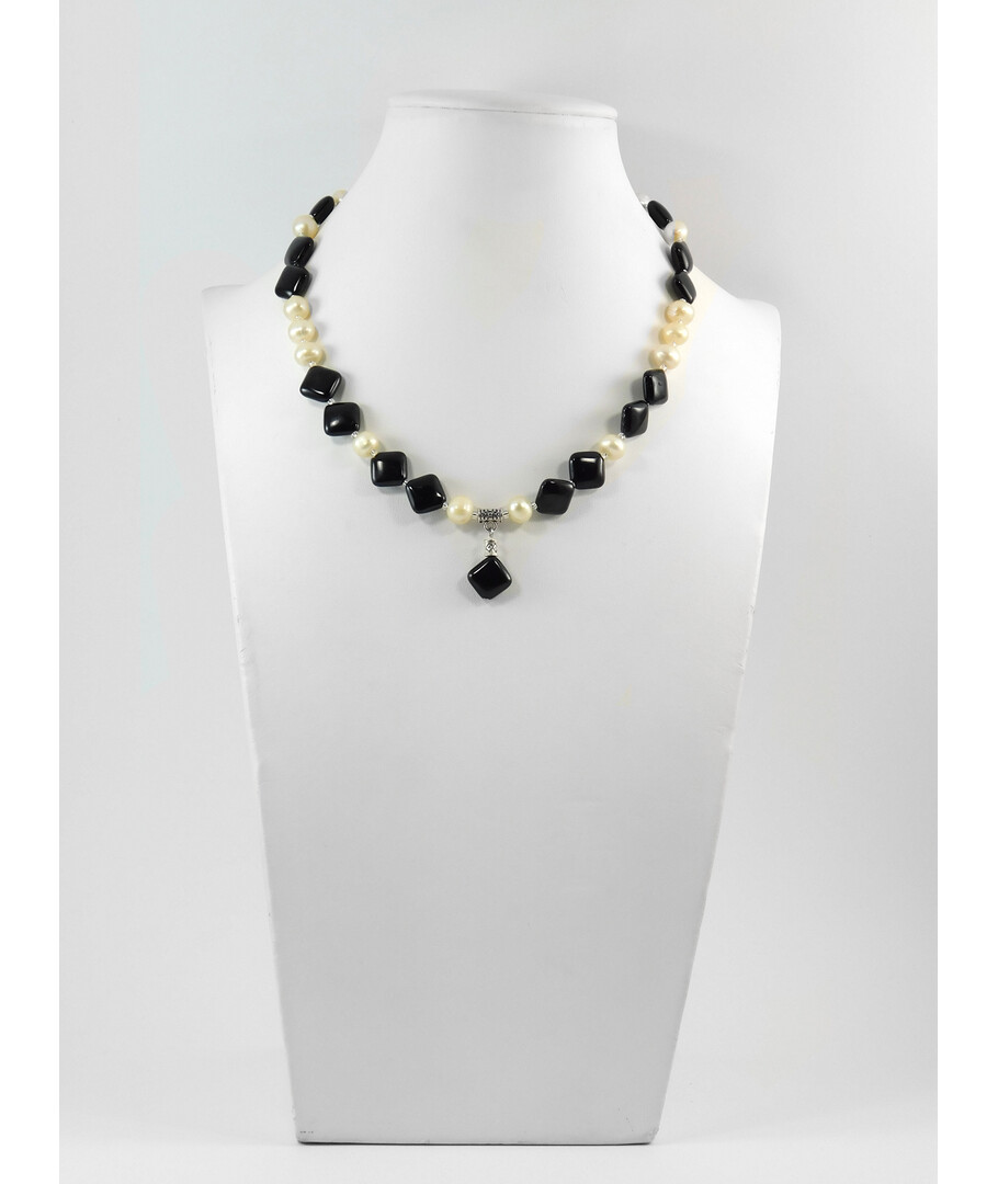 Exclusive necklace "Exquisite" Pearls, Agate rhombus