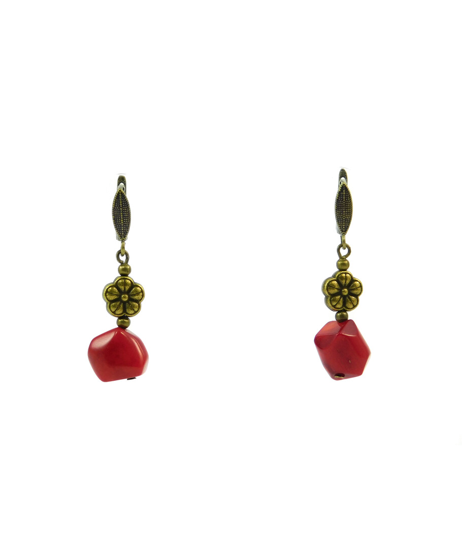 Exclusive earrings "Rud" Coral on a corner