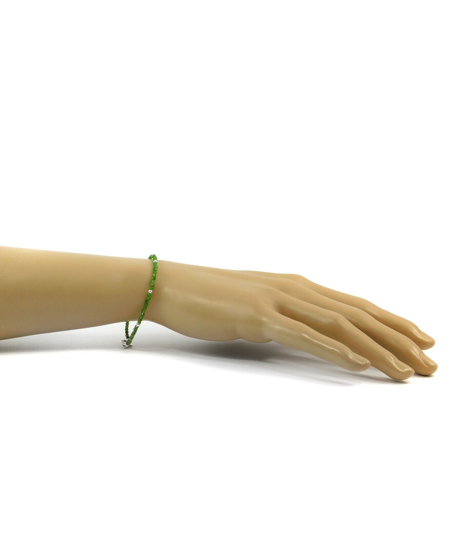 Exclusive bracelet Chrome diopside facet, silver