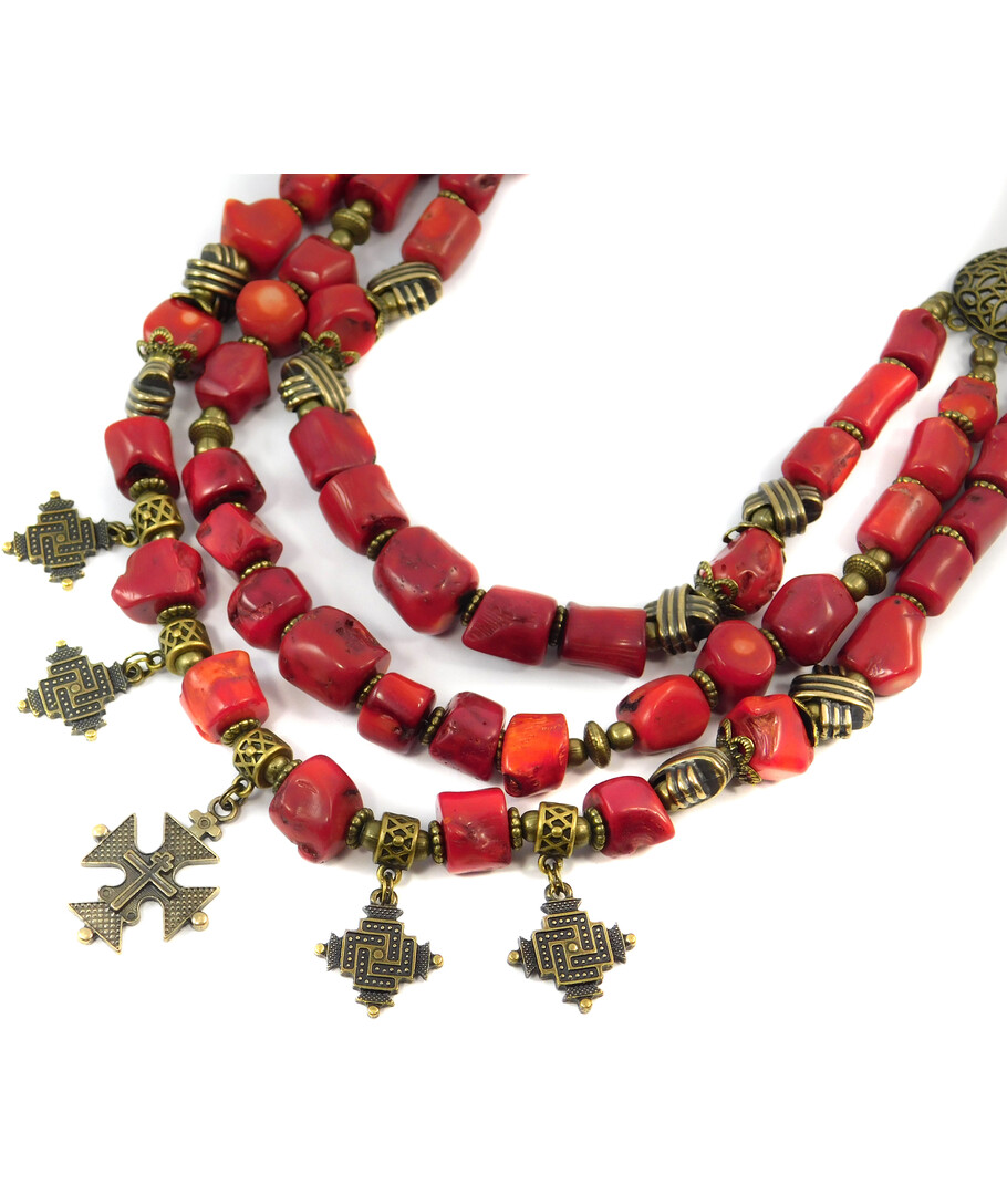 Exclusive necklace "Allepo" coral, 3-row