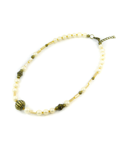 Exclusive necklace "Beata" Pearls, mother-of-pearl tube