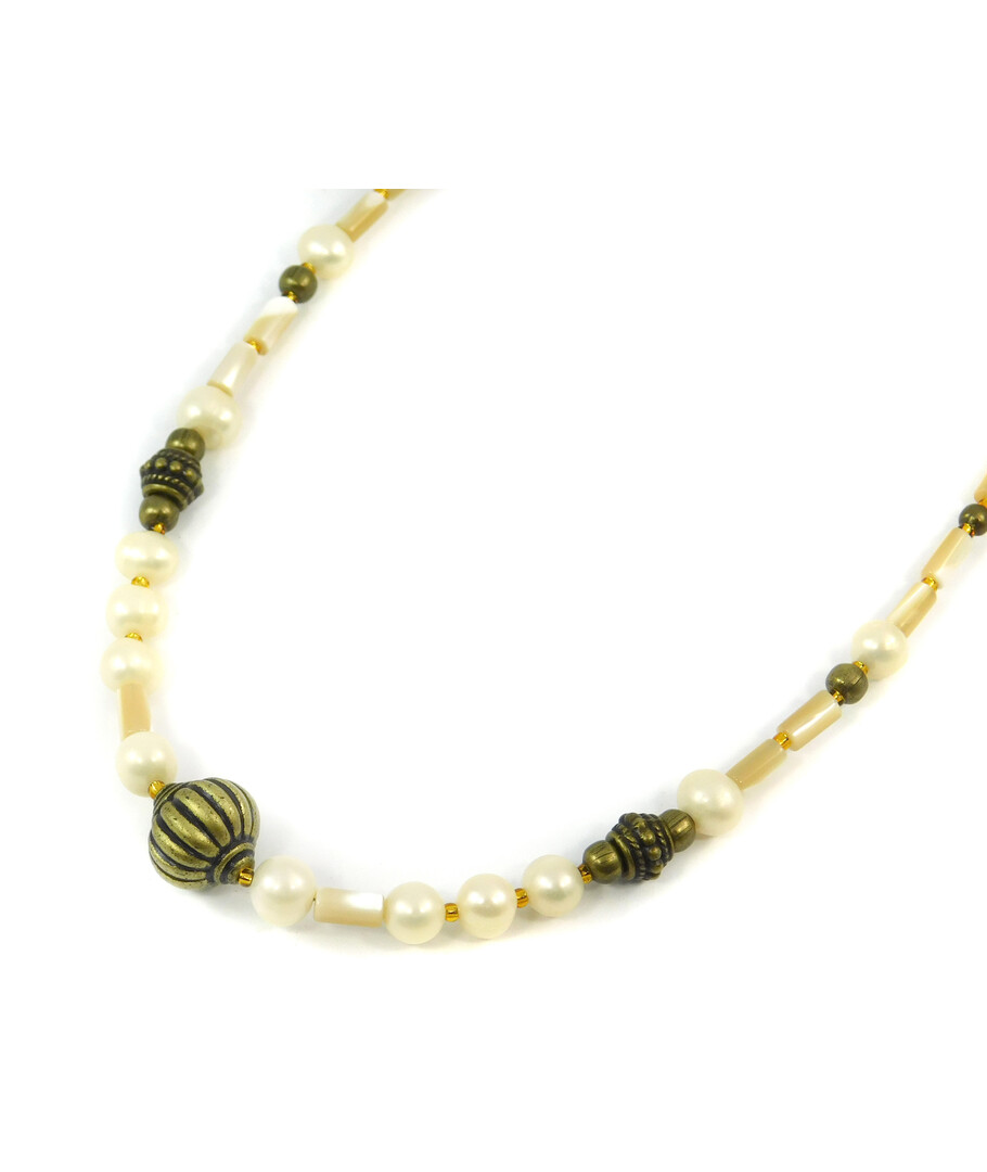 Exclusive necklace "Beata" Pearls, mother-of-pearl tube