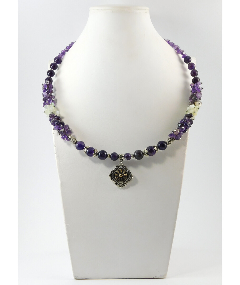 Exclusive necklace "Prima donna" Amethyst, crumb, Onyx crumb